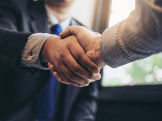 hand shake on agreeing terms on a same day delivery with MTS-couriers